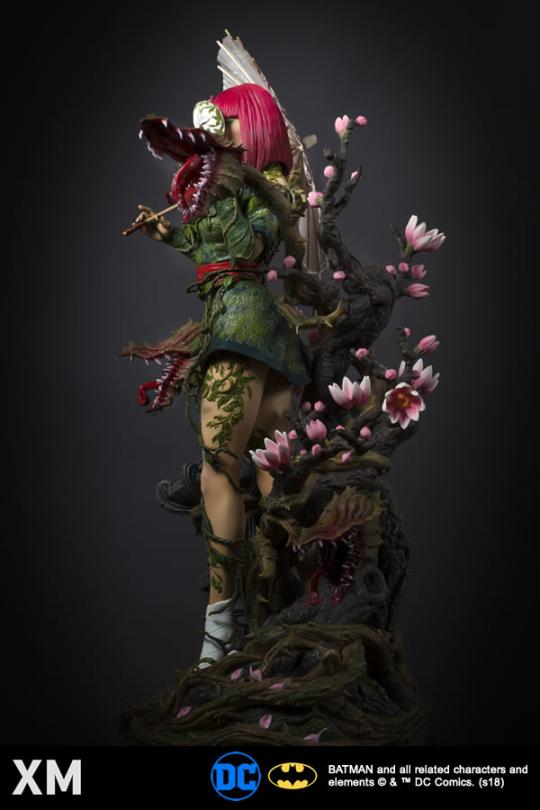 Xm studios poison ivy (Displayed)