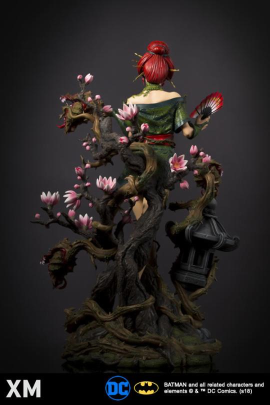 Xm studios poison ivy (Displayed)